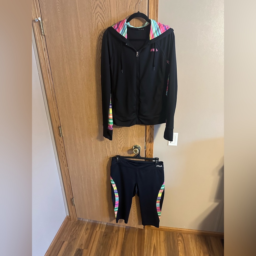 FILA Ladies 2 piece set Black Size XL jacket and legging capri